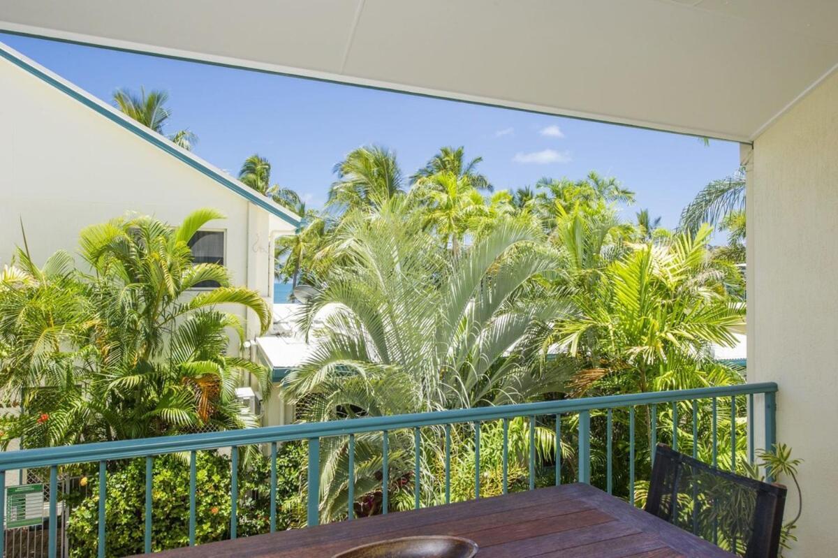 Apartment Sails 9 Beachfront Getaway