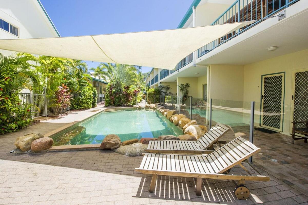 Apartment Sails 9 Beachfront Getaway