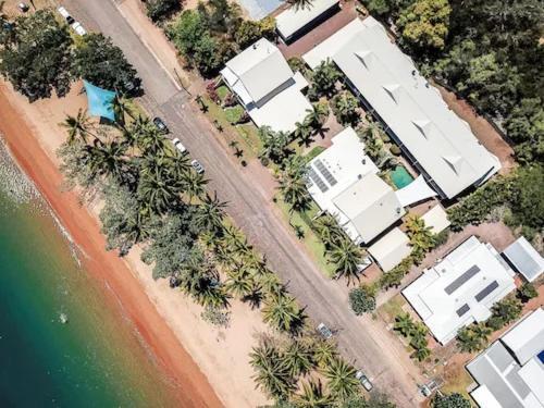 Sails 9 Beachfront Getaway * Horseshoe Bay